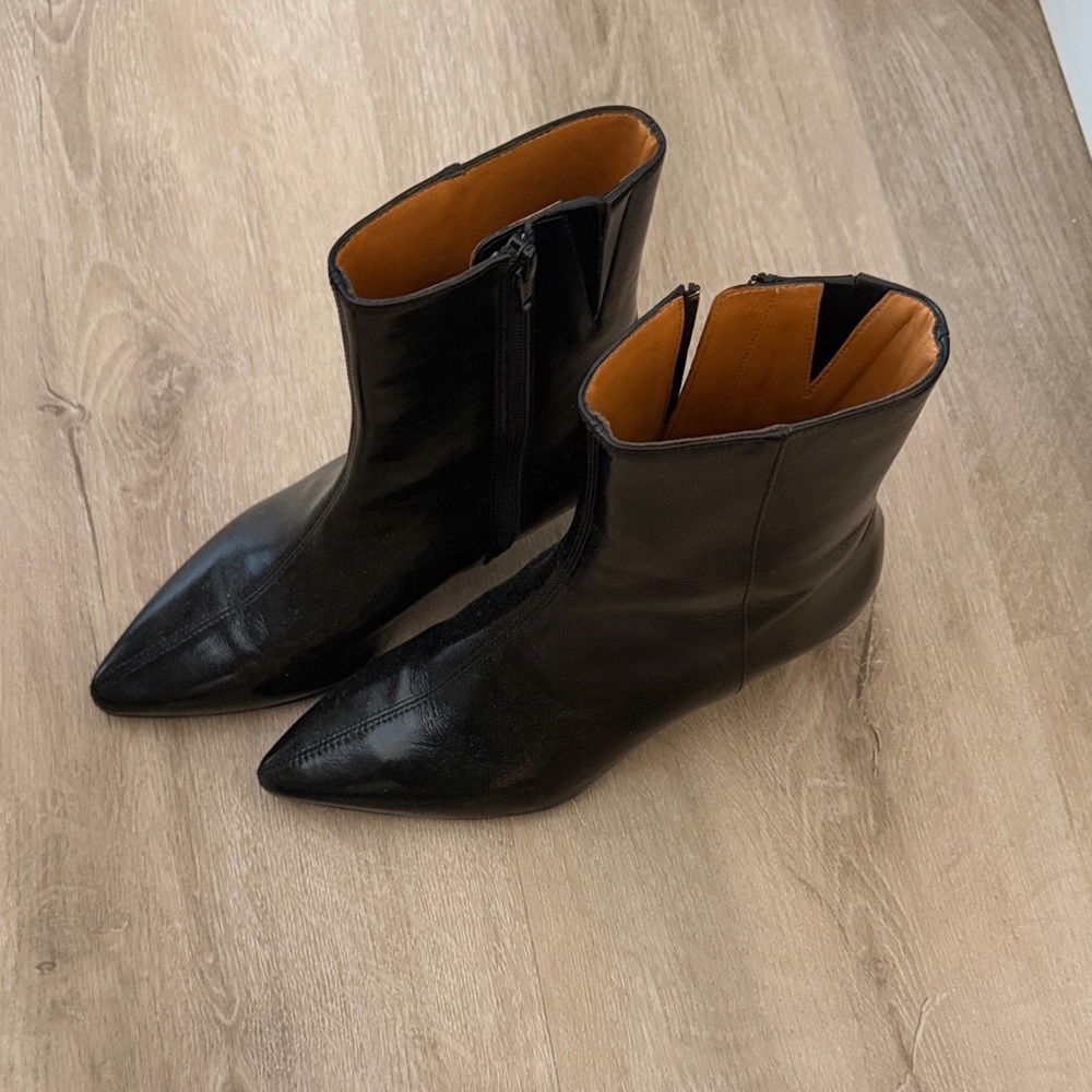 Sezane Black Leather Ankle Boots